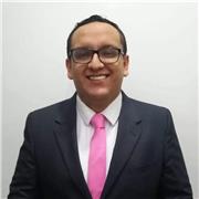 Profesor de Matemáticas, imparte clases en diferentes edades